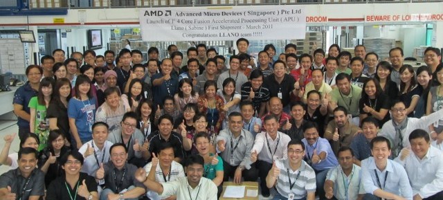 AMD Employees Celebrate Llano Shipping